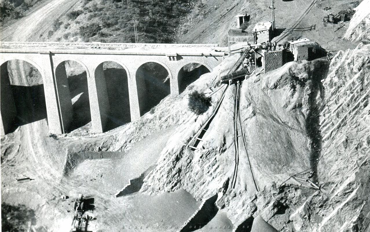 VIADUC AIN BESSEM-AUMALE PROJET ABANDONNE 2.jpg